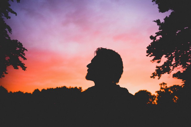How to Compliment a Woman Without Sounding Desperate – strength and sexual wellness theme