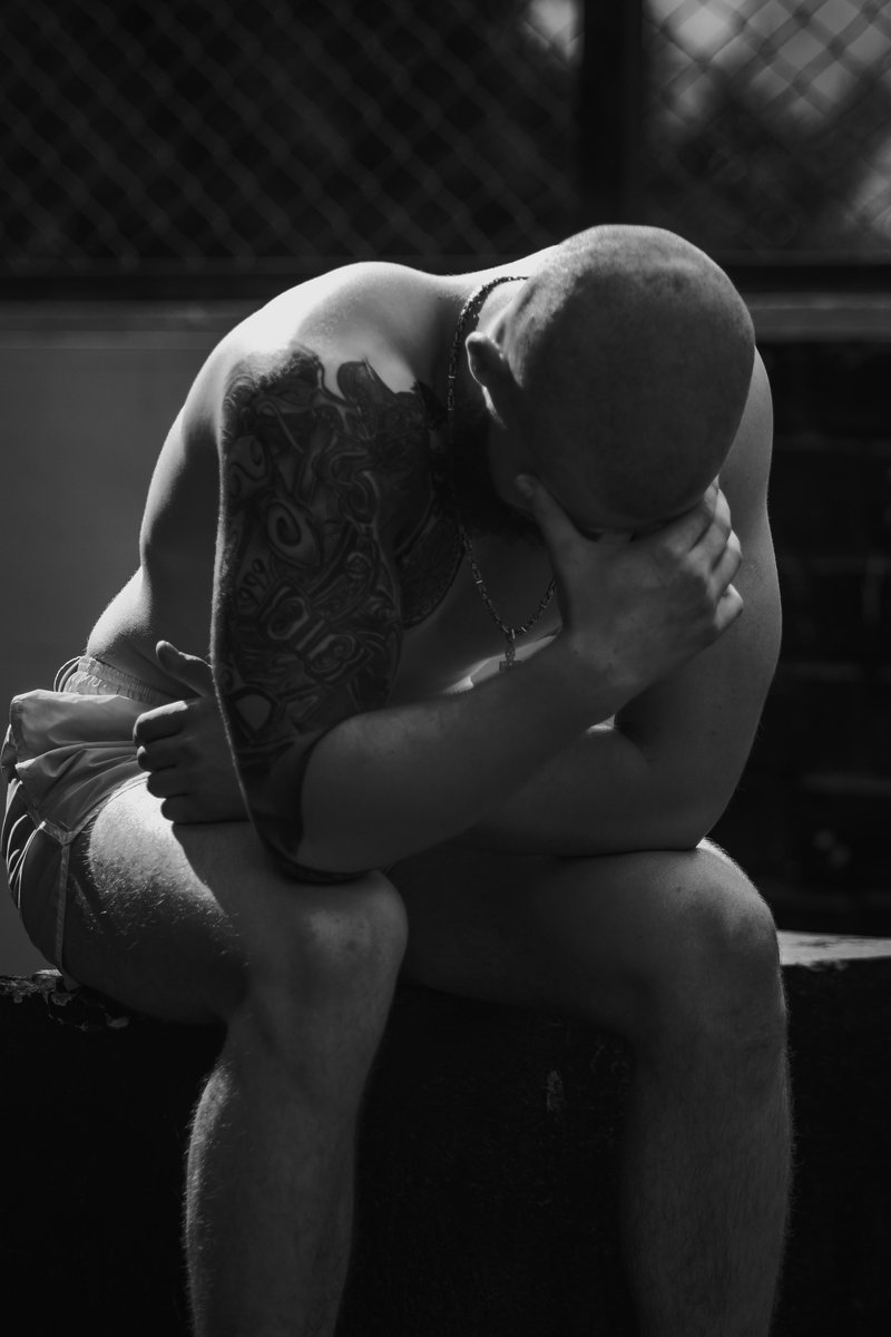 How to Mentally Overcome Penis Size Insecurity (The Alpha Mindset) visual metaphor – confidence and energy