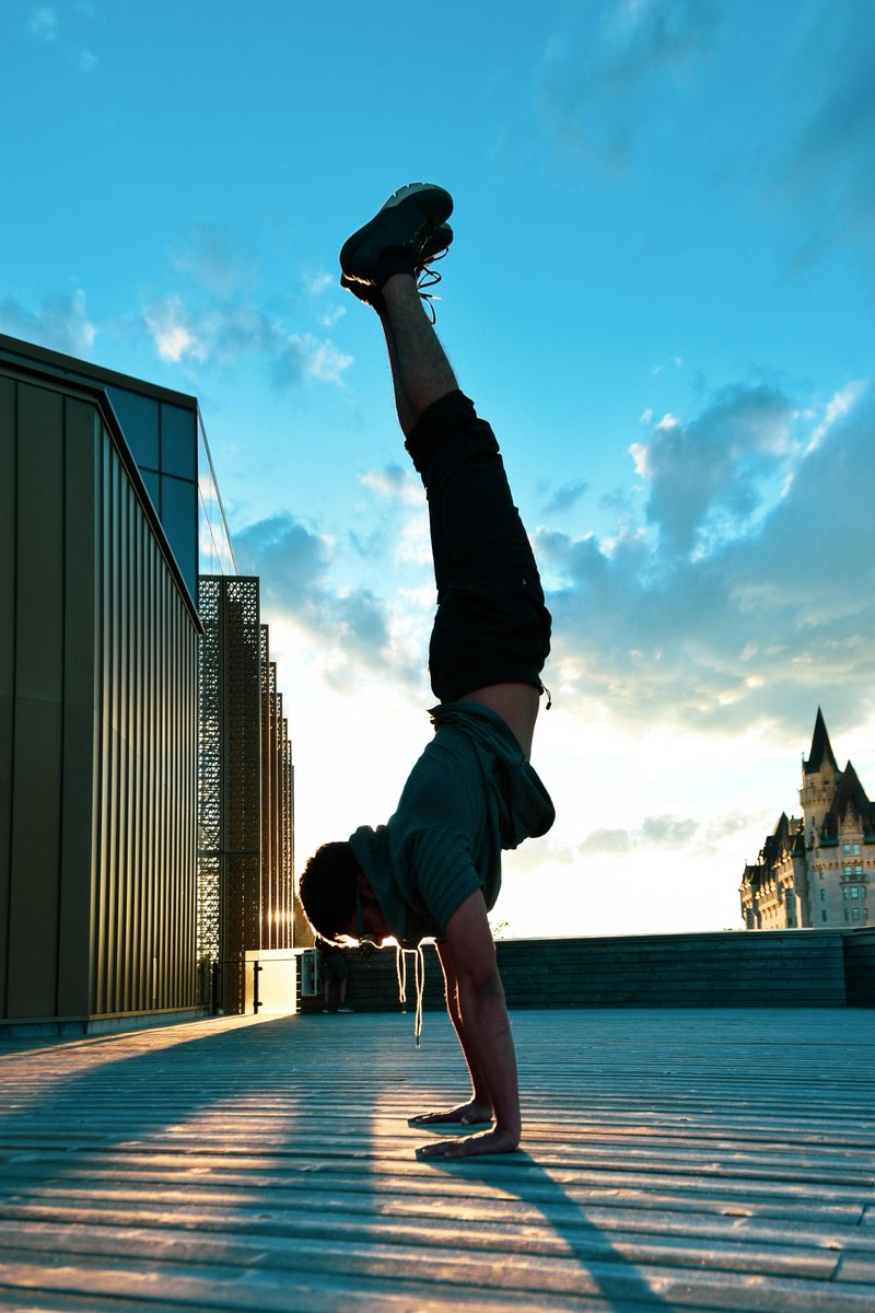 Solo Travel and Masculinity: Why Every Man Should Go Alone At Least Once visual metaphor – confidence and energy
