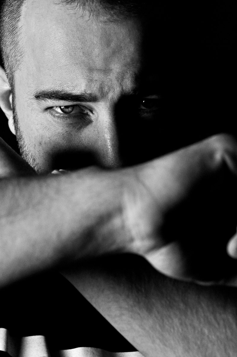 How Intermittent Fasting Affects Testosterone Levels in Men visual metaphor – confidence and energy