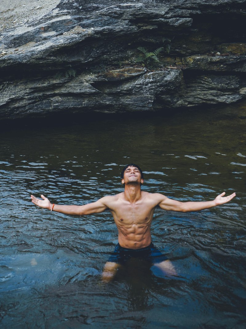 From Insecurity to Power: A True Story of Male Confidence With a Small Penis – masculine growth symbolism