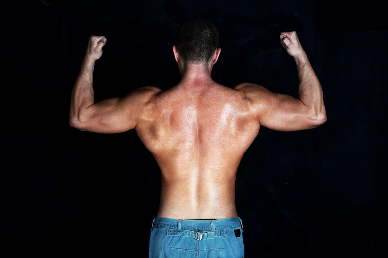Top Natural ED Solutions That Actually Work visual metaphor – confidence and energy