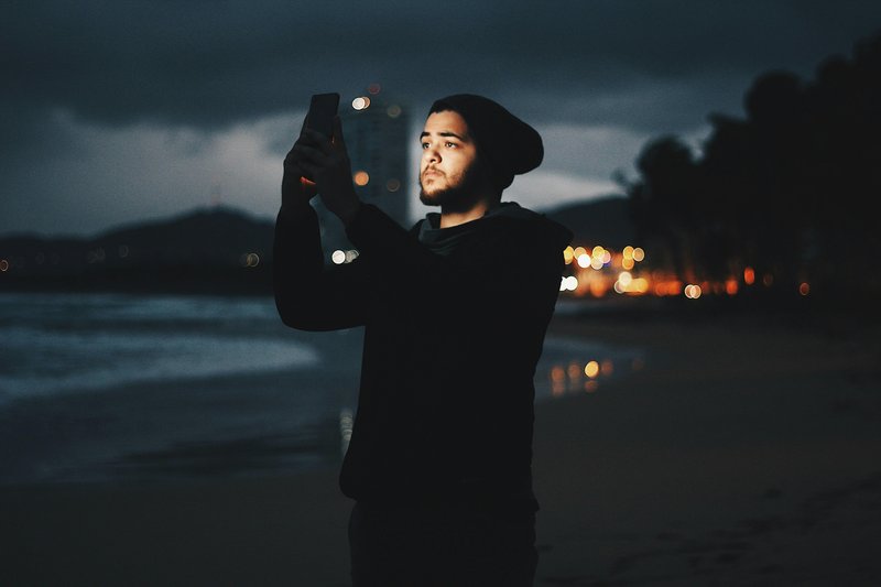 Total Male Upgrade: How to Strengthen Body, Mind and Desire visual metaphor – confidence and energy