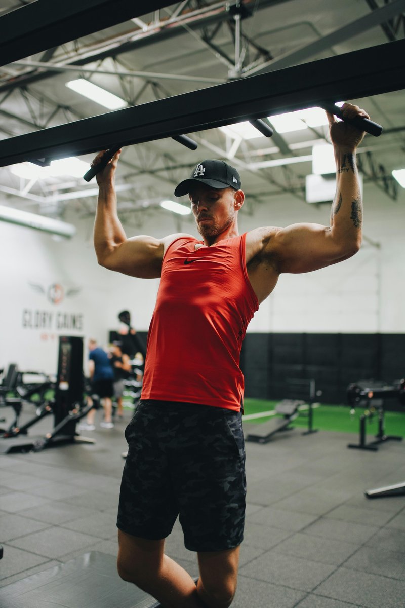 How to Develop Alpha Body Language That Commands Instant Respect – masculine growth symbolism