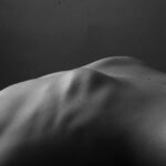 Body Language Tricks That Attract Women Instantly visual metaphor – confidence and energy