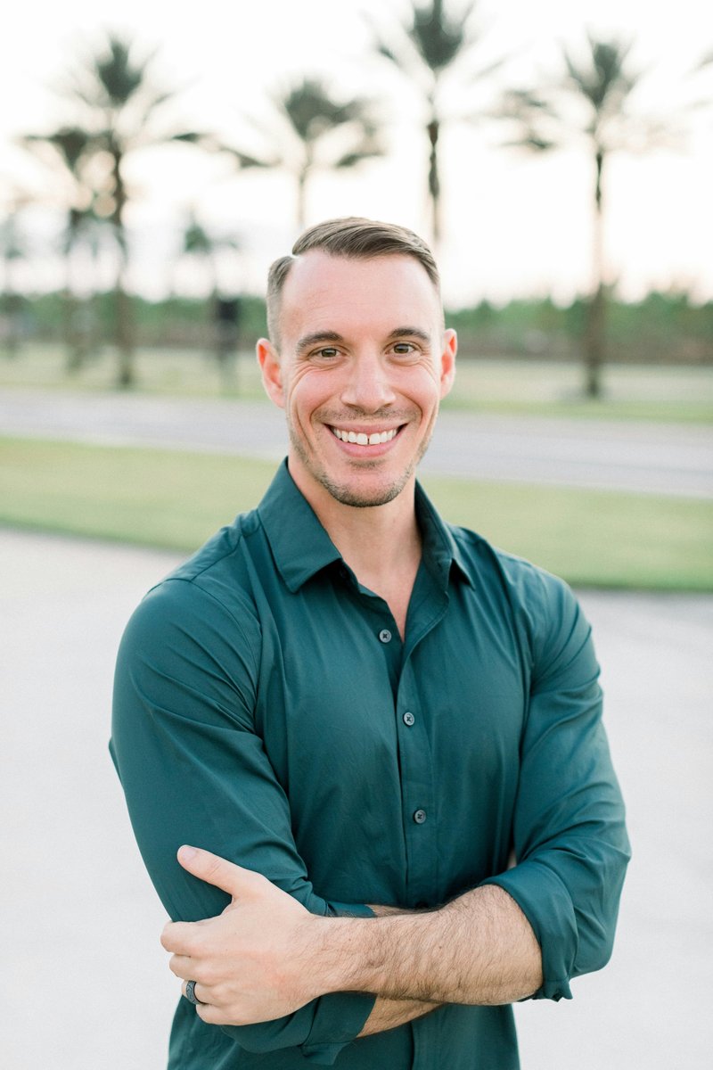 The Biggest Mistakes Men Make When Trying to Impress a Woman – strength and sexual wellness theme The Biggest Mistakes Men Make When Trying to Impress a Woman – strength and sexual wellness theme
